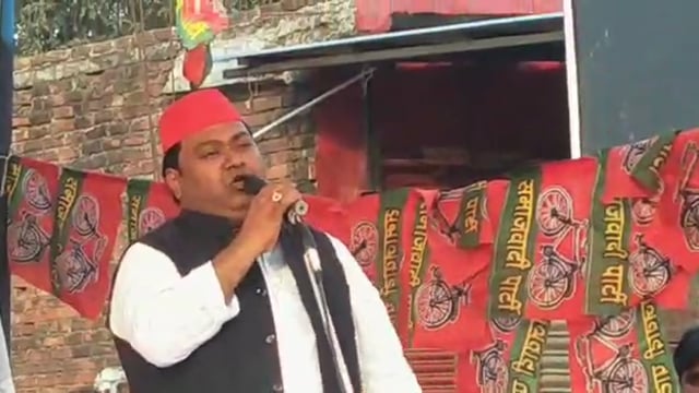 उतरौल सपा प्रत्याशी हसीब खान ने विरोधियों पर साधा निशाना