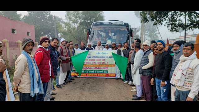 मेसकौरप्रखंड के तीन किसान को प्राकृतिक जैविक खेती के प्रशिक्षण हेतु भेजागया इंदौर