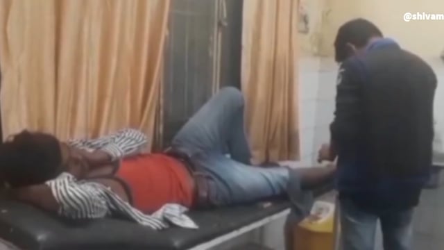 थाना अमांपुर के सिढ़पुरा रोड पर बाइक सवार ने मारी टक्कर, युवक हुआ घायल,