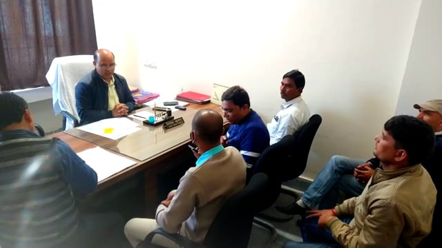 सरकार द्वारा चलाई जा रही योजना किसान क्रेडिट लोन, पशुपालन लोन, जीविका से लाभ आम जनों को स-समय मिल सके बीडीओ ने की बैठक