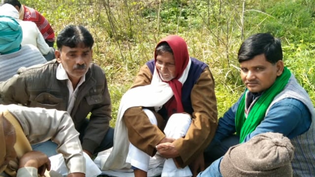  कासगंज एवं एटा के किसान यूनियन के पितामह पुरोधा भगवान सिंह राघव जी के बेटे का निधन मौके पर पहुंचे जिलाध्यक्ष संजय 
