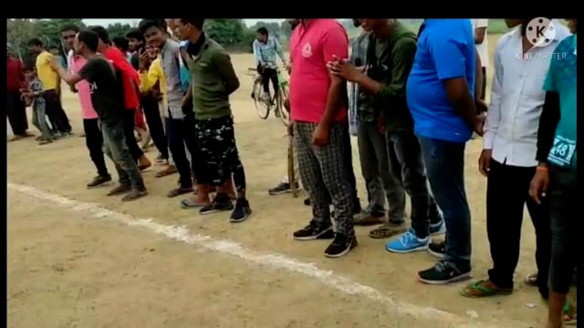 साइंस क्लब द्वारा आयोजित क्रिकेट मैच के दूसरे दिन खगड़ा एवं बेलसिरा के बीच मुकाबला