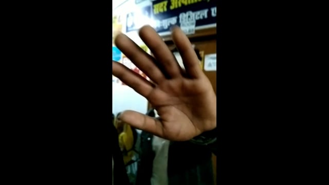 सदर अस्पताल जमुई में एक चोर को पकड़ कर लाया करोना टेस्ट करवाने फिर देखिए क्या कहा