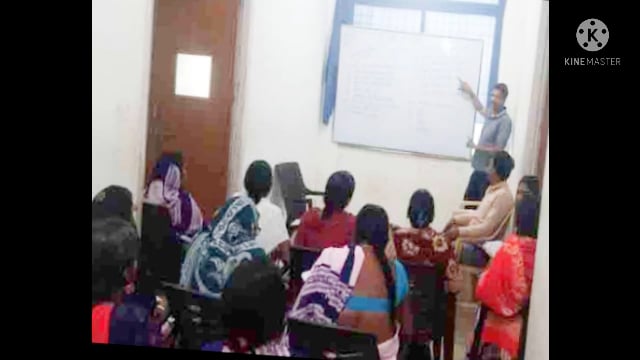 नारदीगंज सामुदायिक स्वास्थ्य केंद्र में आशा कार्यकर्ताओं को दिया गया प्रशिक्षण