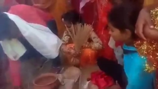 धूमधाम से कराया जा रहा है भगवान शिव और मां पार्वती का विवाह।