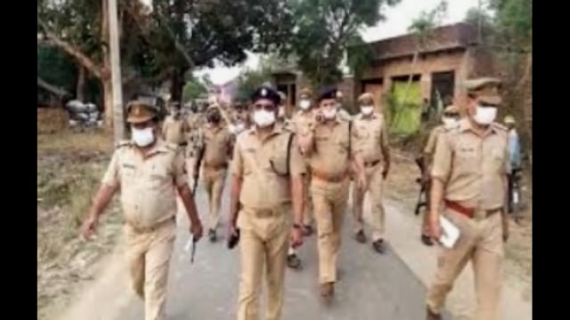 पुपरी में छापामारी करने गई पुलिस पर हमला दो कांस्टेबल जख्मी