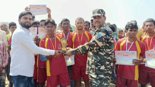 देव के भलुआही कैंप में सशस्त्र पुलिस बल द्वारा मेरा स्पोर्ट्स इवेंट का किया गया आयोजन