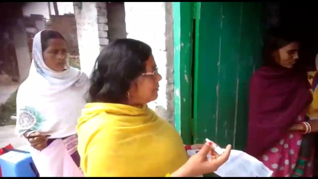 सिरदला प्रखंड में पल्स पोलियो अभियान के चौथे दिन 5890 बच्चों को पिलाया गया पोलियो की दवा