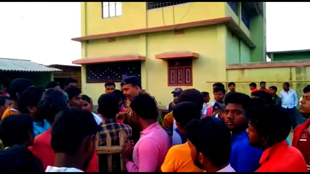 जोगिया गांव के पास ट्रैक्टर व मोटरसाइकिल की टक्कर में मोटरसाइकिल चालक की घटनास्थल पर मौत,परिजनों का रो रो कर बुरा हाल