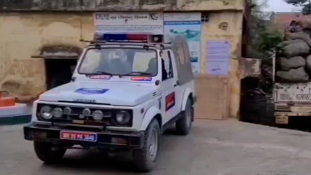 अज्ञात अपराधियो ने युवक से रुपये से भरा बैग छीनकर हुए फरार