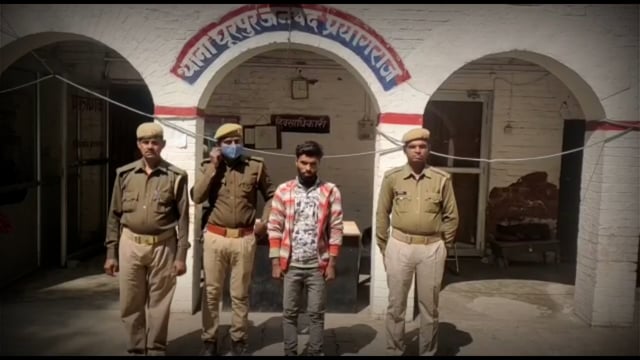 घूरपुर पुलिस द्वारा नाबालिग के अपहरण का वांछित अभियुक्त को ग्रीन फील्ड गौहनिया से किया गया गिरफ्तार