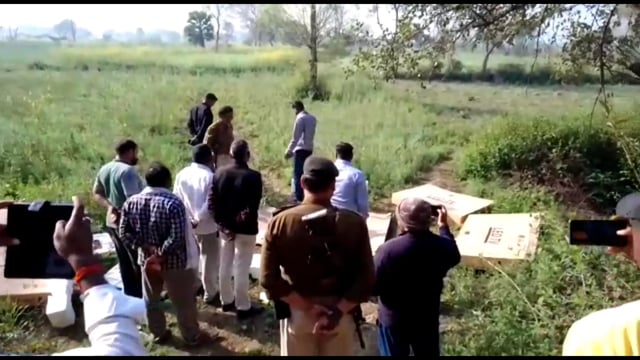 कोंच प्रखंड कार्यालय का ताला तोड़कर अज्ञात चोरों ने पांच एलईडी टीबी और सीसीटीवी का हार्डडिस्क चुराया