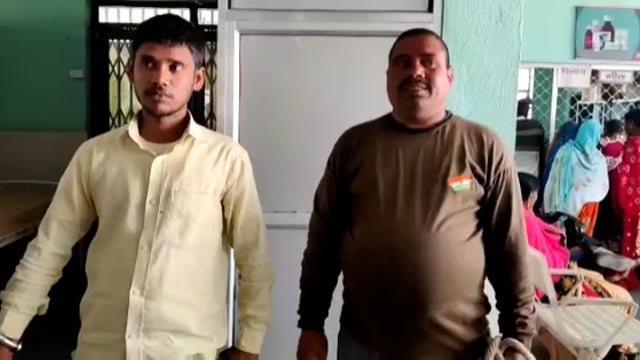 रफीगंज पुलिस ने डाक बंगला के पास शराब के साथ साइकिल को किया जप्त एक शराब तस्कर गिरफ्तार।