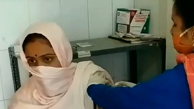 जिले में वैक्सीनेशन शिविर आयोजित।