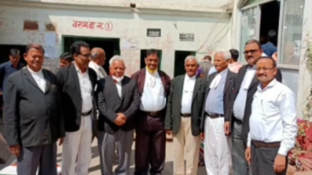 जिला विधिक संघ में हुई आमसभा की बैठक,अधिवक्ता कल्याण समिति का हुआ गठन