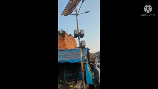 फुल्लीडुमर बाजार सहित प्रखंड के दर्जनों सोलर लाइट खंभे से बैटरी, सोलरप्लेट,की चोरी चोर पुलिस की पकड़ से कोसों दूर