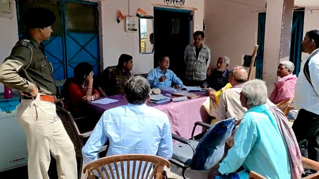 अंचलाधिकारी के नेतृत्व में लगाया गया जनता दरबार, जमीन संबंधी मामलों पर हुई सुनवाई