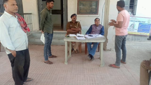 भूमि विवाद से संबंधित शिविर में  एक मामले का निपटारा।