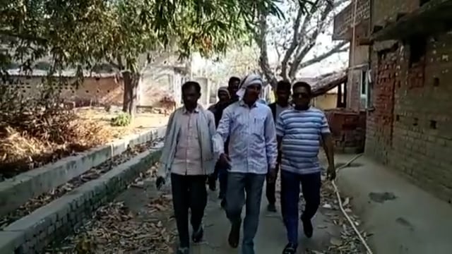 रफीगंज प्रखंड के केराप पंचायत के मुखिया प्रतिनिधि ने किया जनसंपर्क लोगों की सुनी समस्या।