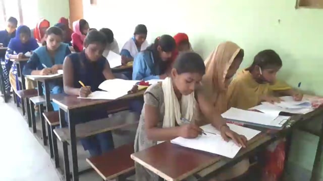 शहर स्थित इंटर उच्च विद्यालय में सामान्य ज्ञान प्रतियोगिता का आयोजन