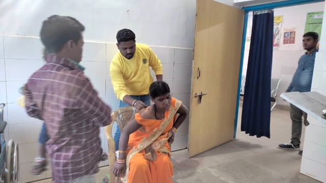 सड़क दुर्घटना में महिला जख्मी, रेफर