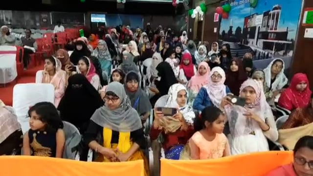 नगर भवन में फरोग ए उर्दू सेमिनार एवं मुशायरे का हुआ आयोजन