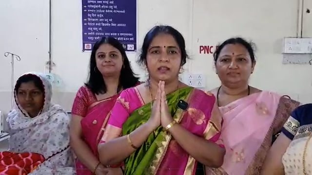 महिला दिनानिमित्त सामान्य रुग्णालयात जन्म घेतलेल्या मुलींचा केला सन्मान