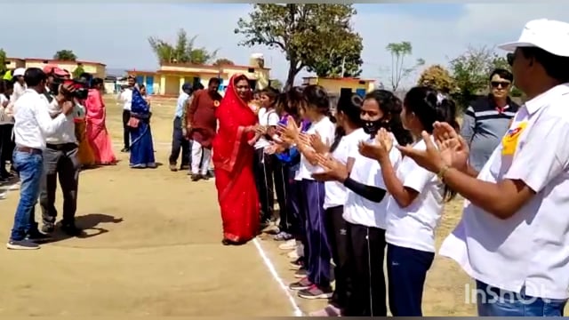 जिला मुख्यालय में पहली बार हुई महिलाओं के खेल की प्रतियोगिता चल सहेली महिला संघ है आयोजक