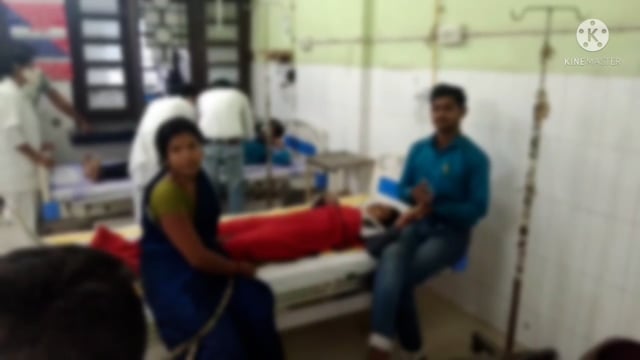 वेना थाना इलाके के पैठना गांव के समीप अज्ञात वाहन ने मारी ठोकर, नाबालिग लड़की हुई जख्मी।