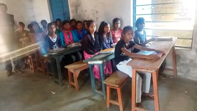 फु0 प्रखंड के प्रोन्नत मध्य वि0 मझली कुसाहा में वार्षिक परीक्षा के दूसरे दिन गणित एवं सामाजिक विज्ञान की हुई परीक्षा