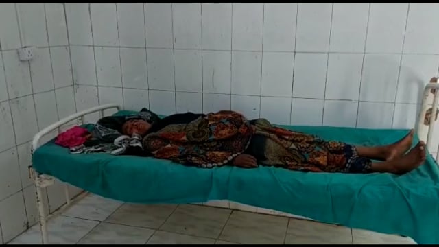 मंझगावां में बाइक की टक्कर से एक महिला हुई जख्मी,रेफर