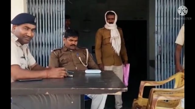 फुल्लीडुमर थाना की पुलिस ने मचना गांव के देवाली खैरा को 5 लीटर महुआ शराब के साथ गिरफ्तार कर भेजा जेल
