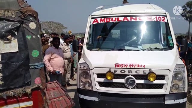 बलवा पर छुरा में में धार लगवाने जा रहे सो सराय हॉउट पे एक वृद्ध व्यक्ति को ट्रक ने कुचला एक बच्चा बाल बाल बच्चा।