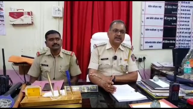 दुकानात नागरीकांनी जास्तीची रक्कम ठेवू नये,पोलीस निरीक्षक गोरख दिवे यांचे आवाहन