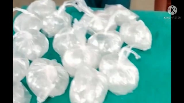 खेसर थाना की पुलिस ने 5 लीटर देसी महुआ के साथ एक व्यक्ति को किया गिरफ्तार