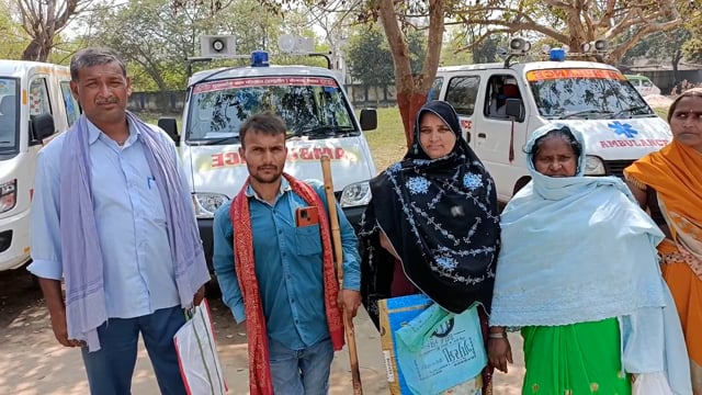 रामगढ़ चौक प्रखंड के 15 दिव्यांग 2020 से जिला मुख्यालय का लगा रहे हैं चक्कर नहीं बनी है यूडी आईडी कार्ड।