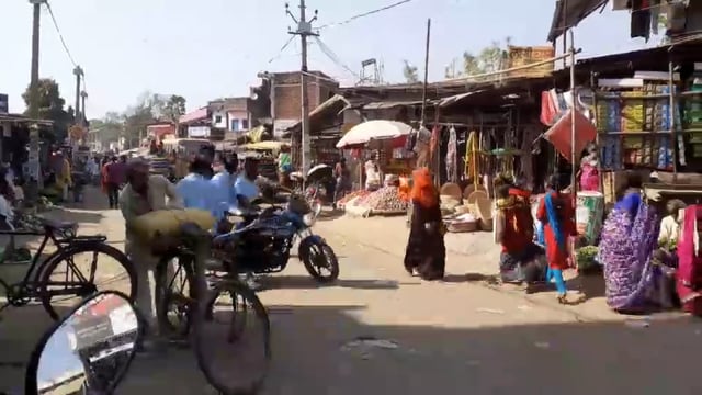 हसपुरा मुख्य बाजार में सार्वजनिक शौचालय नही रहने से लोगों को हो रही परेशानी,शौचालय निर्माण की मांग उठी