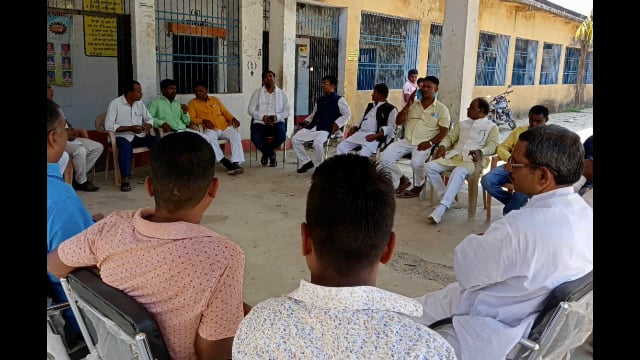 आरजेडी प्रत्याशी श्रवन कुमार ने मेस्कौर में चलाया जनसंपर्क अभियान, लोगों से मांगा जनसमर्थन