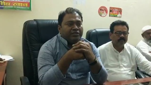 उतरौल बिधानसभा से सपा प्रत्याशी हसीब खान ने जनता का 65000मत प्राप्त होने पर किया धन्यवाद कहा पांच साल करूंगा सेवा।