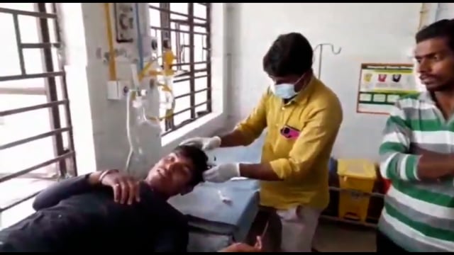 मामूली विवाद को लेकर दो पक्षों में जमकर मारपीट घटना घटित हो गई इस घटना में एक युवक जख्मी।