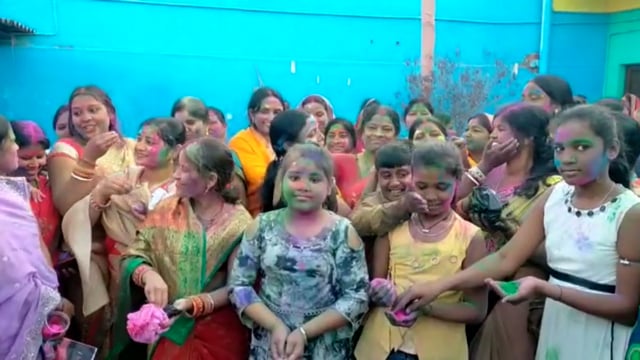 बरनवाल महिला समाज का होली मिलन समारोह का हुआ आयोजन