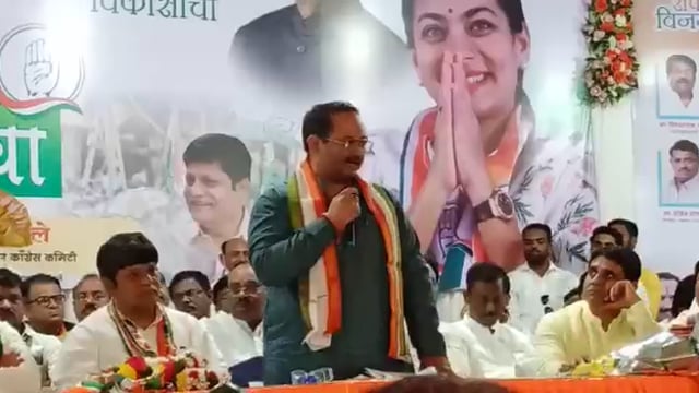 काँग्रेस जिल्हाध्यक्ष धवलसिंह मोहिते-पाटलांची आपल्याच मंत्र्यांना हटवण्याची मागणी..
