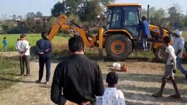 रफीगंज के औरवां गांव में अतिरिक्त स्वास्थ्य केंद्र को लेकर किया गया भूमि पूजन।