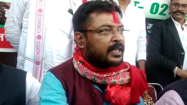 गोबरसही स्थित एक होटल में एमएलसी कांग्रेस प्रतियासी अजय यादव ने किया प्रेस वार्ता