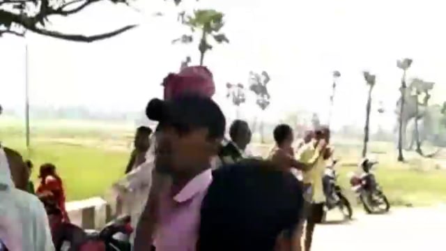 बनबीघा में सड़क दुर्घटना में एक व्यक्ति की मौत,घर मे कोहराम,प्रमुख समेत कई पहुंचे सोनपी,दी सांत्वना  