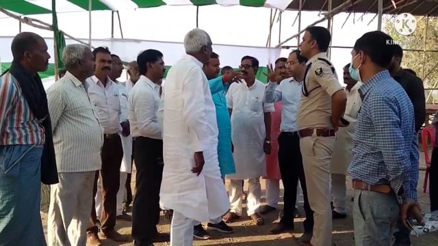 मुख्यमंत्री के आगमन को लेकर रहुई प्रखंड स्व श्याम नंदन सिंह के कचहरी में तैयारियों का जायजा लेने पहुंचे डीएम व एसपी।