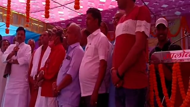 हिलसा में अनुमण्डलीय आंचलिक पत्रकार संघ के होली मिलन समारोह में उड़े गुलाल