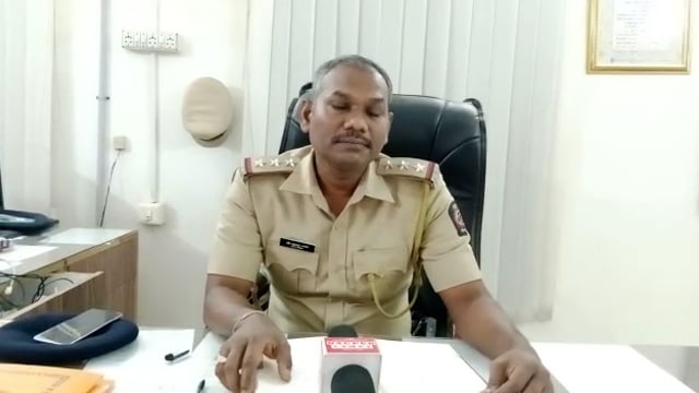 शांतीनगर तेलीपुरा येथून चार चाकी चोरी करणाऱ्या आरोपीस पोलिसांनी केली अटक बाइट पोलिस निरीक्षक रवि नागोसे