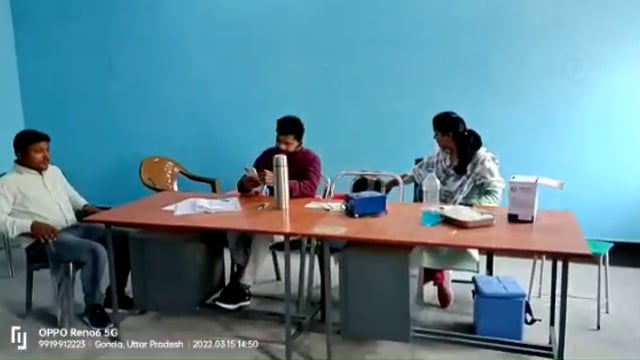 गोंडा न्यूज़ कोराना टीकाकरण की लक्ष्य पूर्ति के ओर अग्रसर स्वास्थ्य केंद्र घटी टीकाकरण की संख्या
