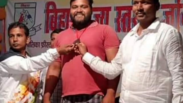 भागलपुर के नवगछिया में आयोजित कुश्ती प्रतियोगिता में औरंगाबाद की सौम्या ने पाया प्रथम स्थान,द्वितीय स्थान पर रहे शुभम